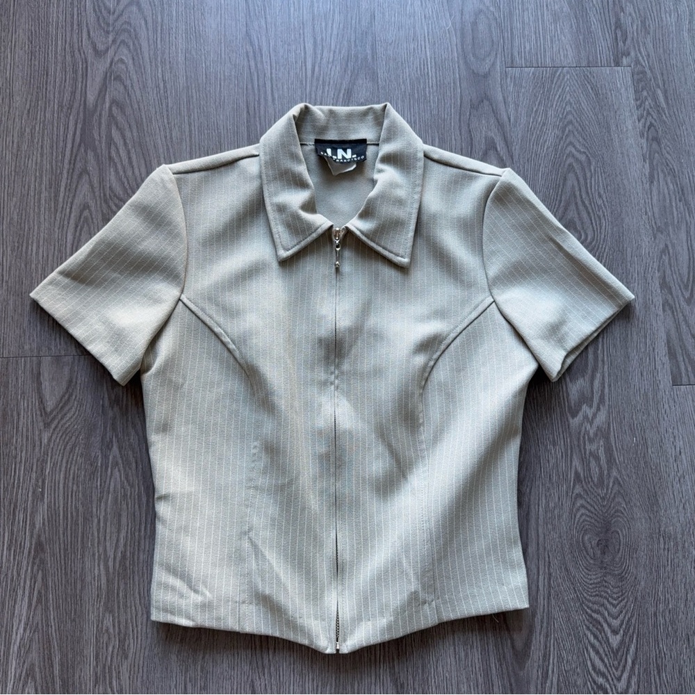 Zip up pin stripe tailored shirt